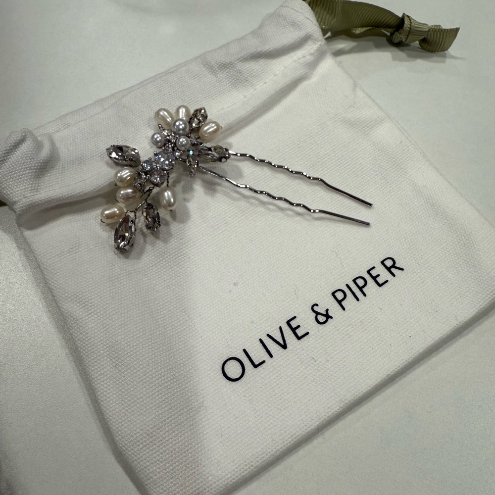 O live & Piper Hair Clip